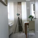 Stunning Clifton Flat In Amazing Location Lejlighed
