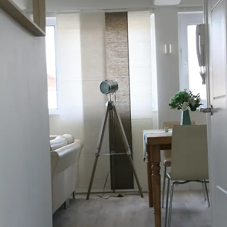 Stunning Clifton Flat In Amazing Location Apartment