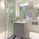 Stunning Clifton Flat In Amazing Location *