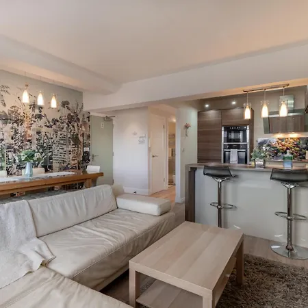 Stunning Clifton Flat In Amazing Location アパート