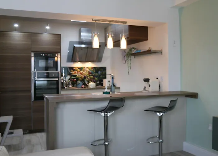 Stunning Clifton Flat In Amazing Location * Bristol